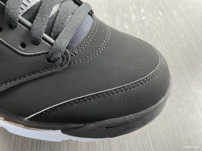 845035-003 5 (2016) Black Retro Jordan Metallic 1206